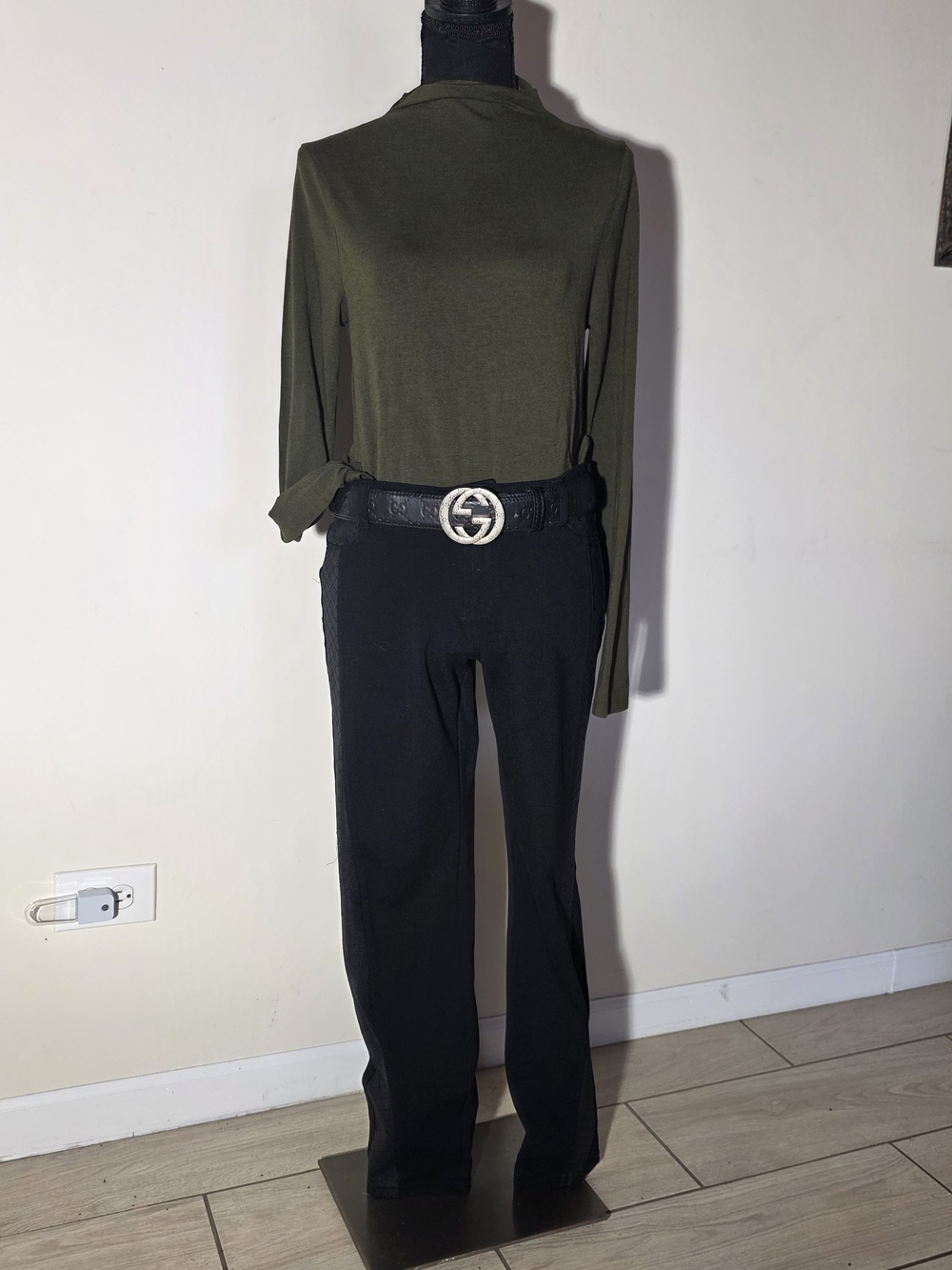 Old Navy Bestee Olive Long Sleeve Mock Neck Tee (Size M)